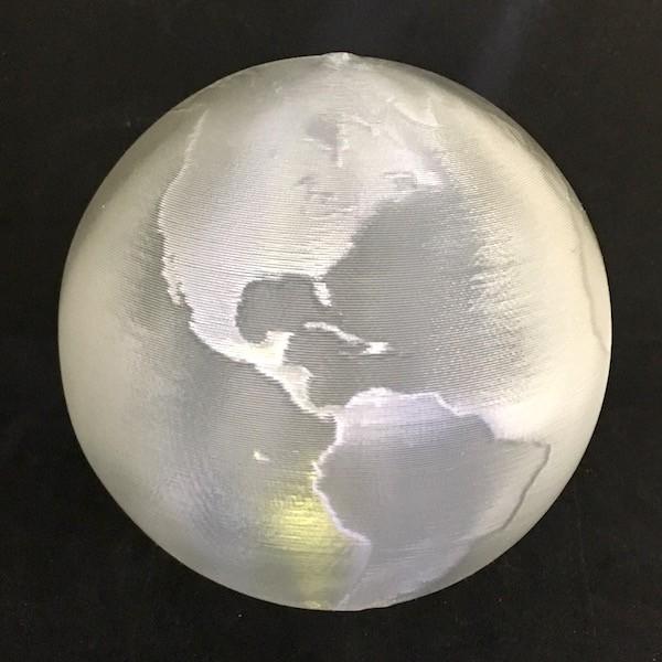 3Dデザインランプ あかるい LED 照明つき ア!かる〜い地球儀 直径 10 cm (USB 電源，おしゃれなインテリア，3D 印刷) |  | 03