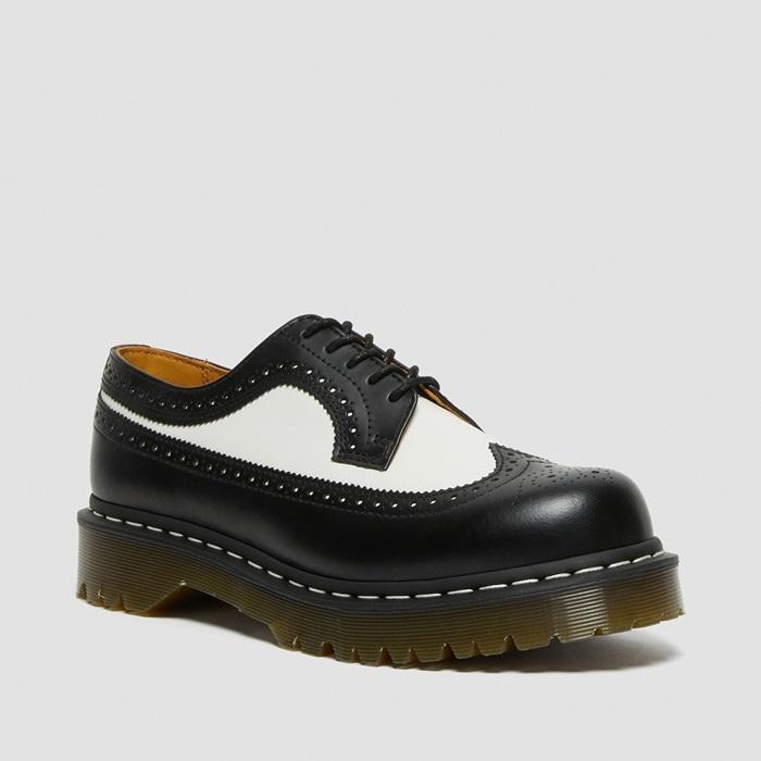 SALE】ドクターマーチン Dr.Martens ブローグシューズ CORE 3989 BEX SALE】ドクターマーチン Dr.Martens ブローグシューズ CORE 3989 BEX