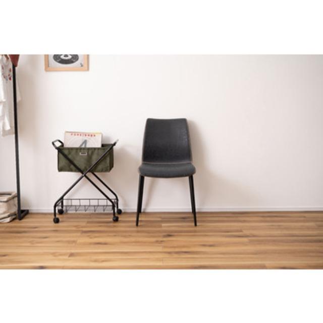 ソフトレザーと黒アイアン脚のヴィンテージなダイニングチェア 北欧 インダストリアル チェア 黒 ブラック ダイニング キッチン ダイニングキッチン |  | 03