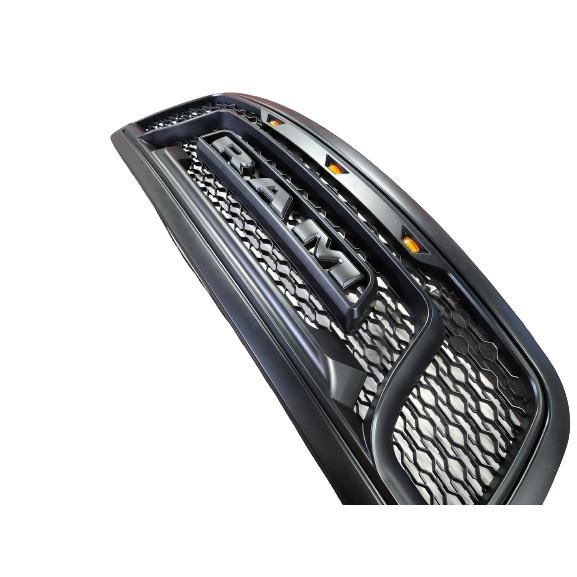 09-12y ダッジ ラム 1500　グリル　RAM / RAM1500 / アンバー / |  | 02