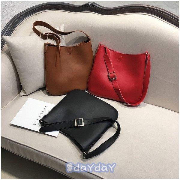 ショルダーバッグ レディース 斜めがけ 斜め掛け 肩掛け 大人 スクエア