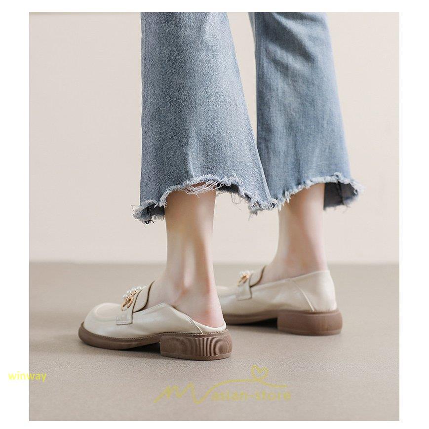 【✩】ゴーストの装飾が施されたキュートなレディース・ローファー ✩】ゴーストの装飾が施されたキュートなレディース・ローファー