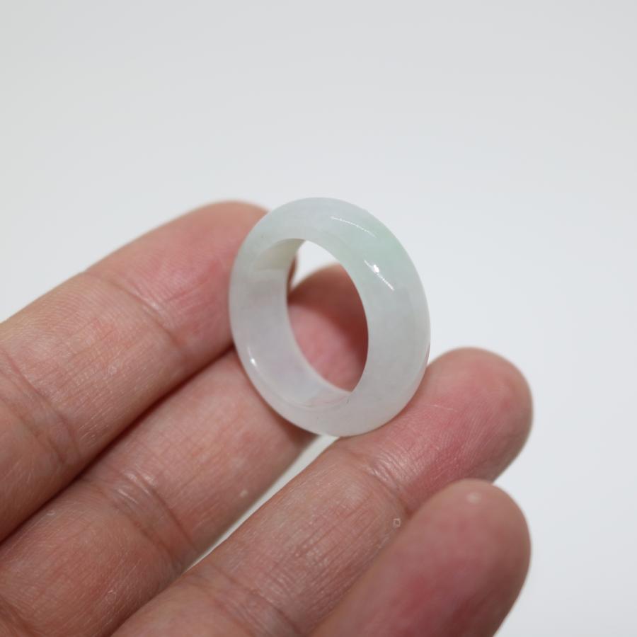 【ジョアぽん出品】ミャンマー産天然本翡翠 リング シルバー925 ミャンマー産天然本翡翠 リング シルバー925 - メルカリ