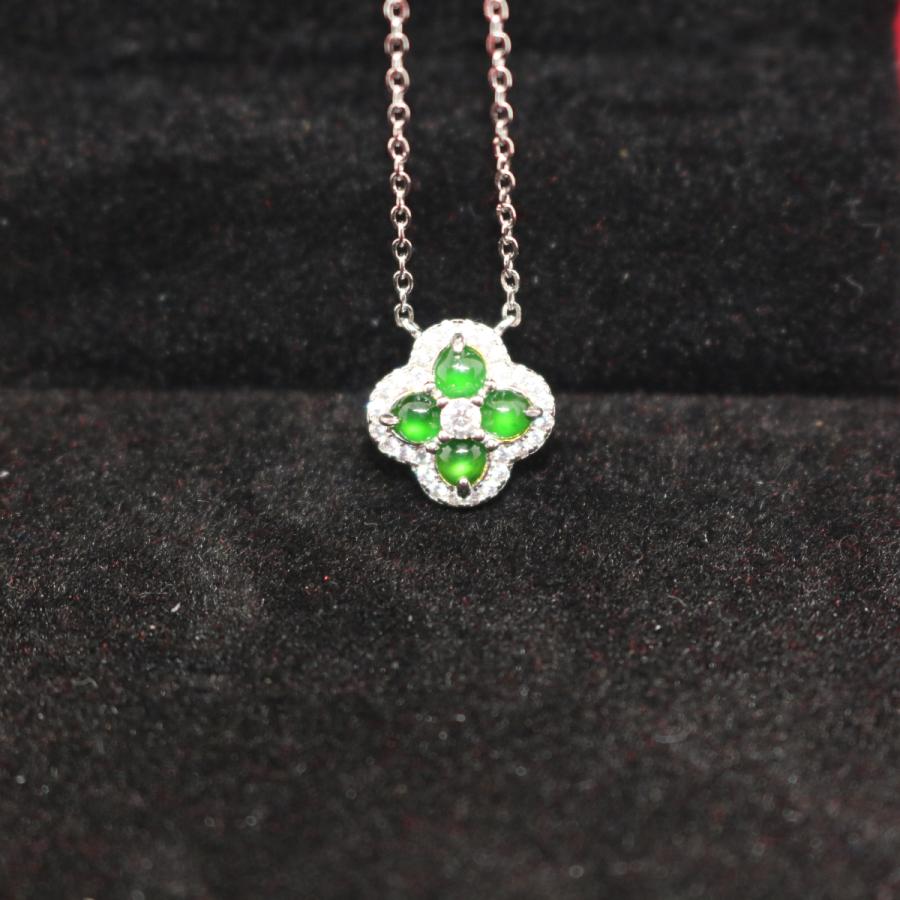 四葉クローバーデザイン シルバー925 ネックレス ペンダント ミャンマー天然翡翠 ジェイダイト ヒスイ A貨 天然石 送料無料 | 