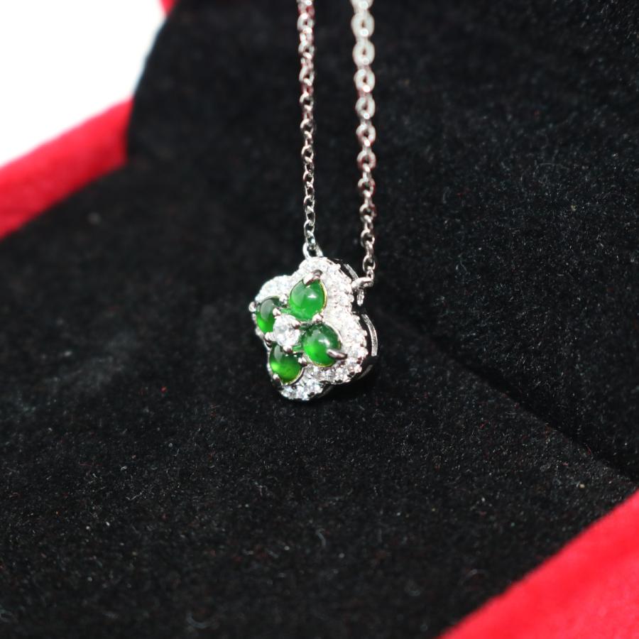 四葉クローバーデザイン シルバー925 ネックレス ペンダント ミャンマー天然翡翠 ジェイダイト ヒスイ A貨 天然石 送料無料 |  | 01