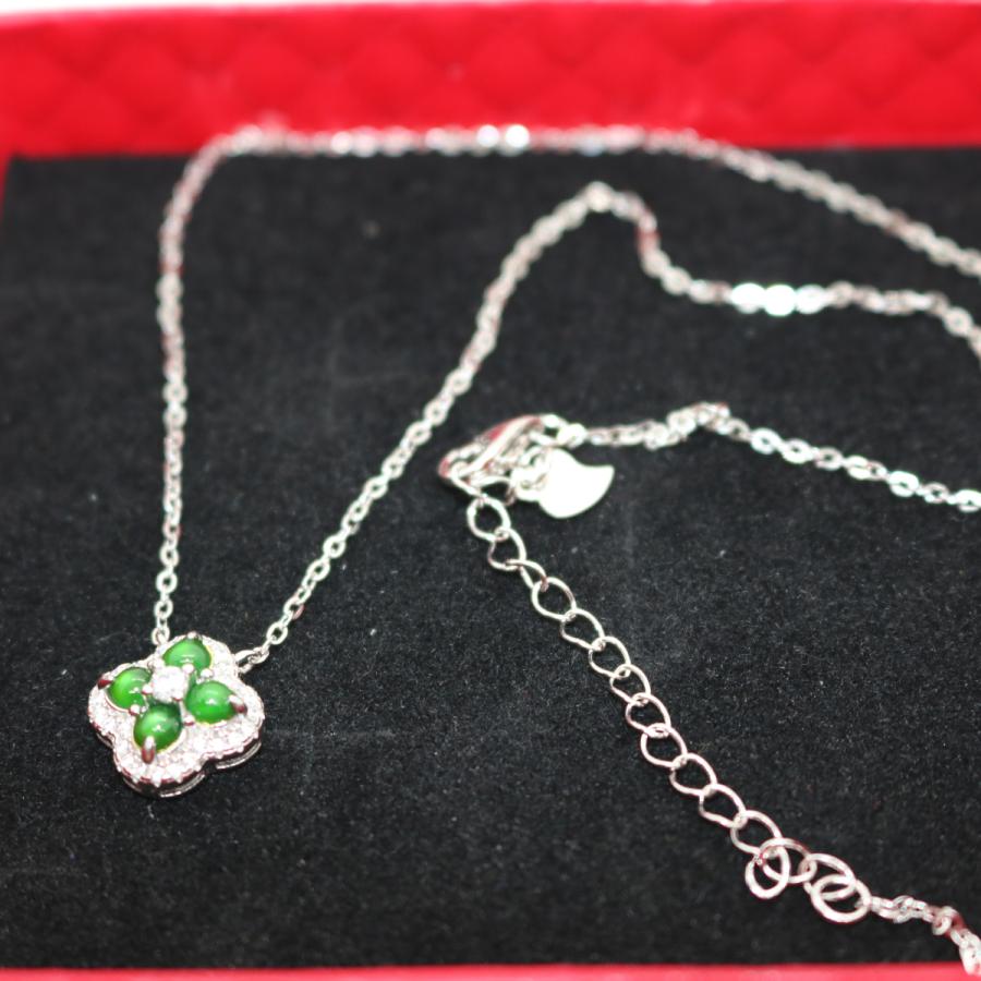 四葉クローバーデザイン シルバー925 ネックレス ペンダント ミャンマー天然翡翠 ジェイダイト ヒスイ A貨 天然石 送料無料 |  | 07