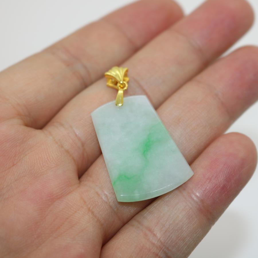 平安無事牌お守り プレート ミャンマー天然翡翠 A貨 ジェイダイト