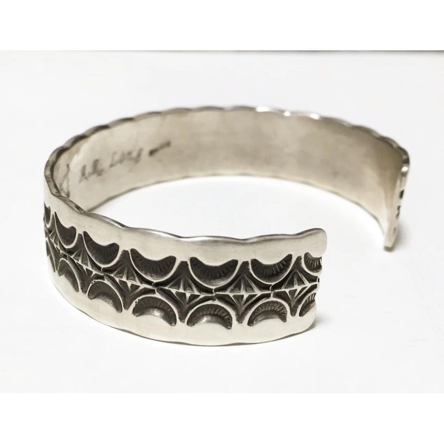 アーティスト作 インディアンジュエリー スタンプ バングル 1 シルバー