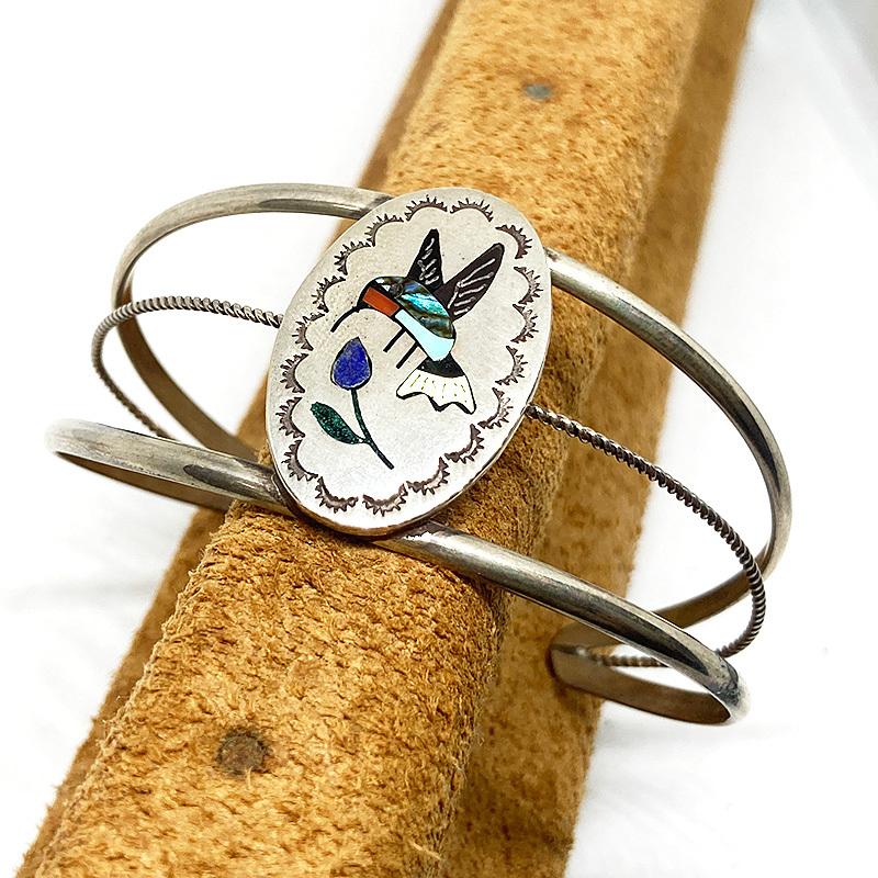 古伊万里 乾 銘 型抜染付兜絵皿 古伊万里 乾 銘 型抜染付兜絵皿