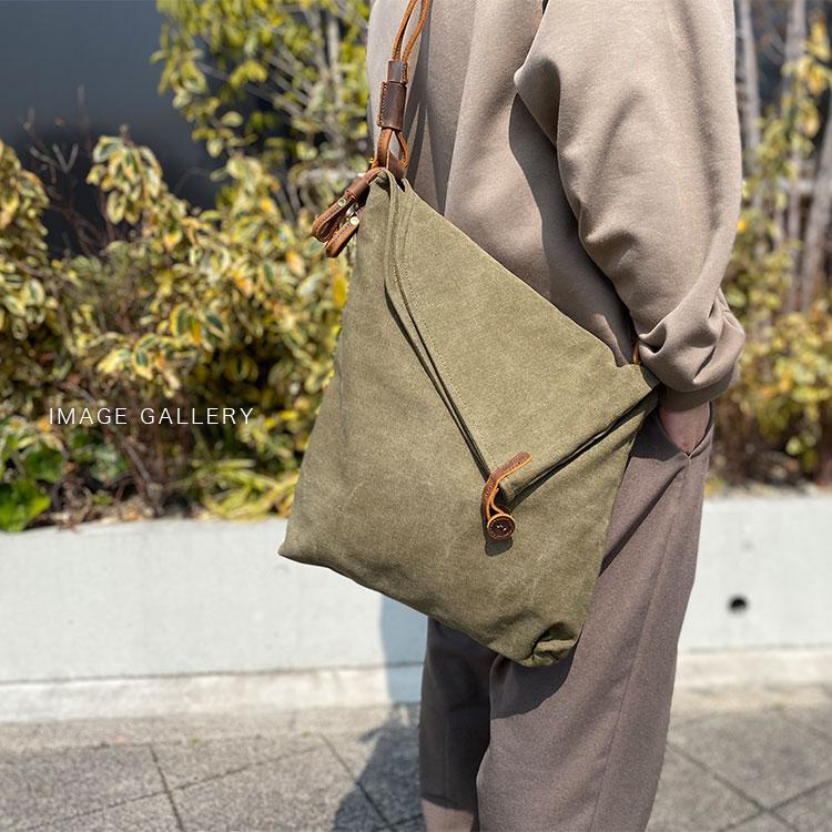 バーバリー ショルダーバッグ メッセンジャーバッグ キャンバス レザー BURBERRY バーバリー ショルダーバッグ/メッセンジャーバッグ