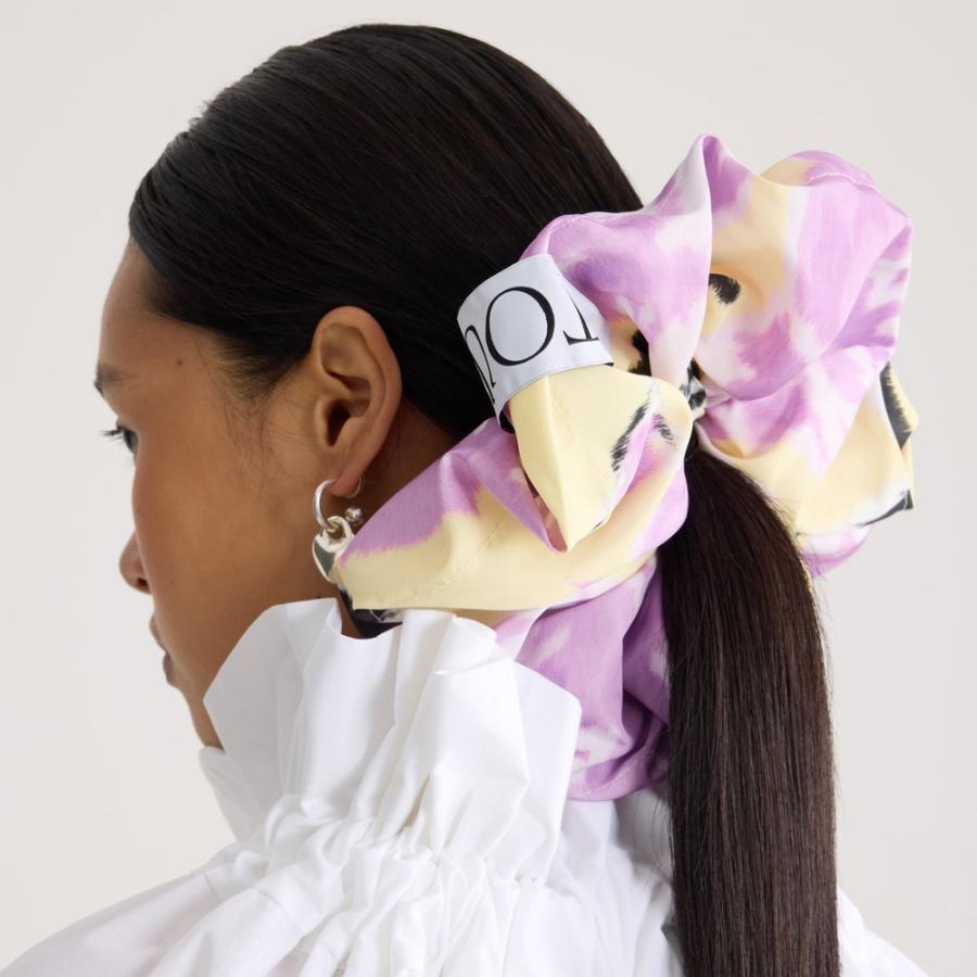 PATOU（パトゥ） リサイクルファイユ マキシシュシュ VOLUME SCRUNCHIE
