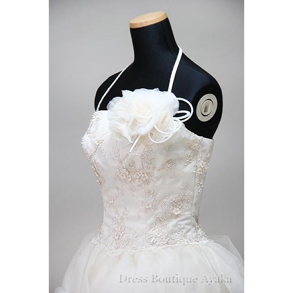 ボリュームのあるフリルが魅力【お家de試着可】9号 ワンオーナー クリーニング済 |  | 06