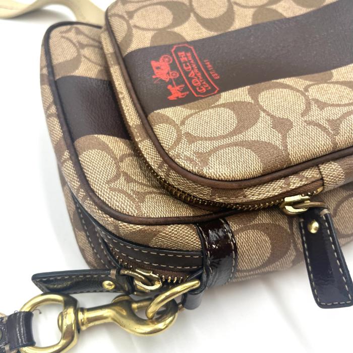 コーチ COACH ショルダーバッグ ポシェット シグネチャー 赤ロゴ コーチ COACH ショルダーバッグ ポシェット シグネチャー 赤ロゴ