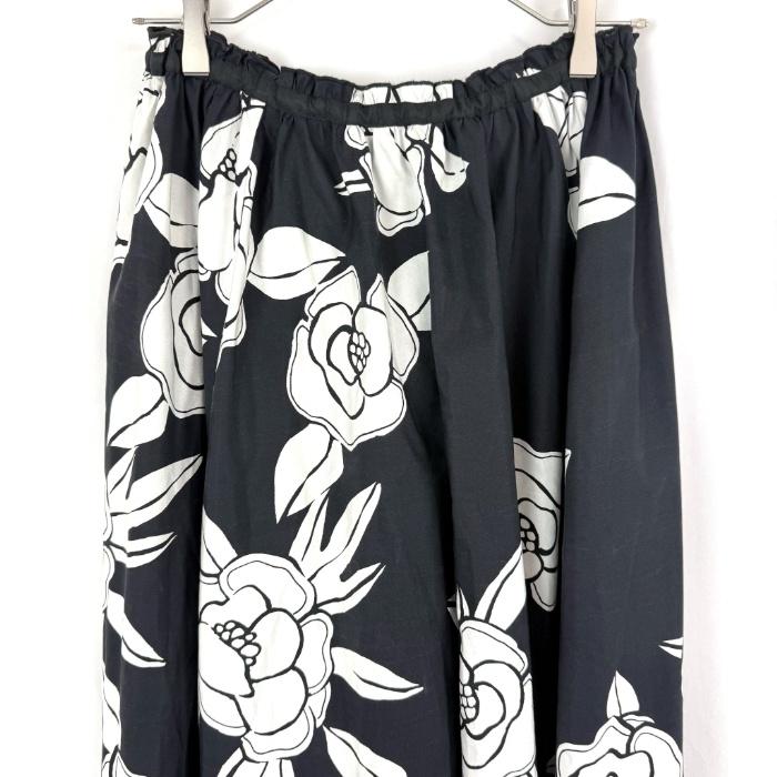 ドゥロワー Drawer ロングスカート フレア 花柄 モノトーン ブラック