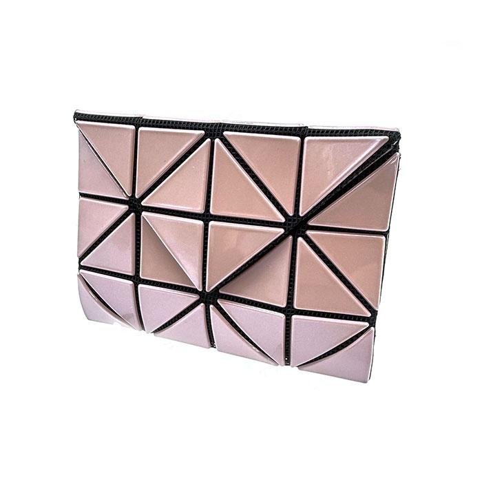 【美品・袋付き】BAO BAO ISSEY MIYAKE ポーチ＆カードケース イッセイミヤケ ISSEY MIYAKE カードケース BAOBAO くすみピンク
