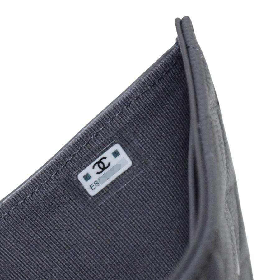 CHANEL シャネル  スモール フラップウォレット キャビア  AP3604  ラインストーン  グレー  レディース 三つ折り財布 CHANEL（シャネル） スモール フラップウォレット キャビア AP3604