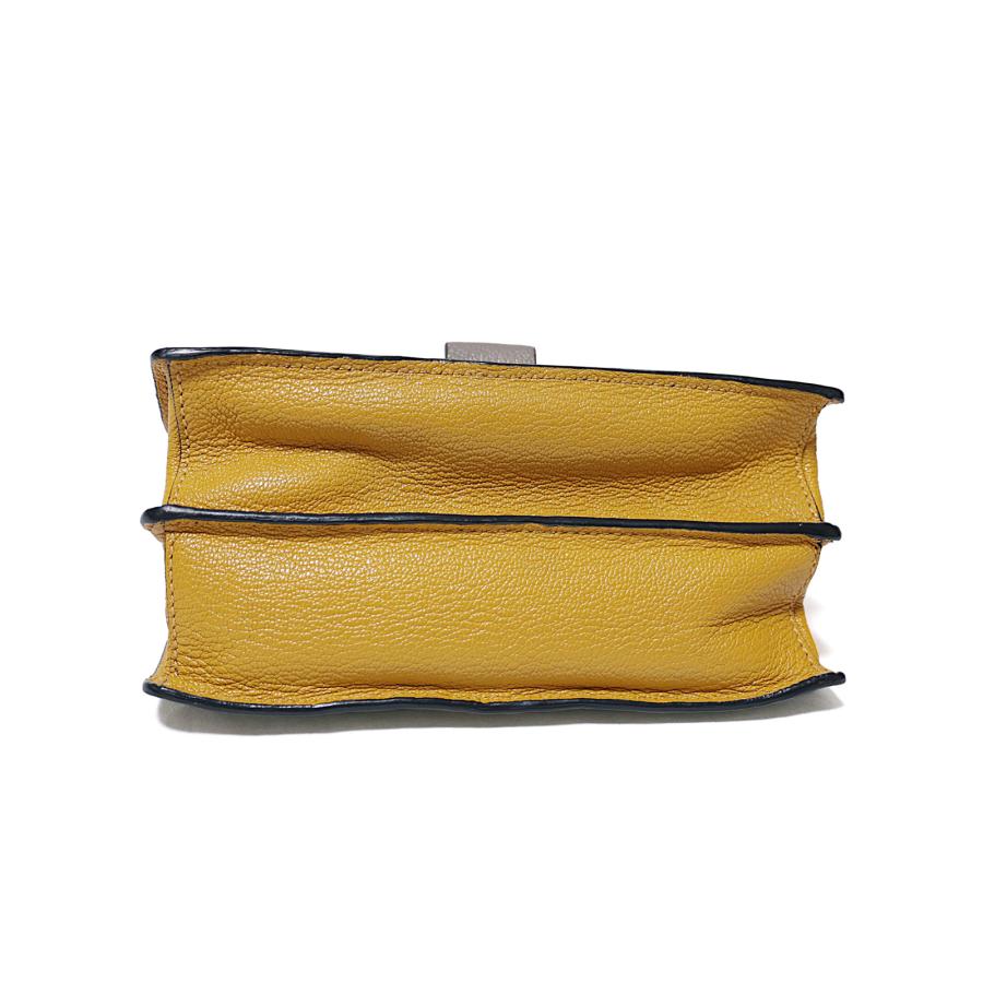 miumiu ミュウミュウ マドラス バイカラーフラップ イエロー