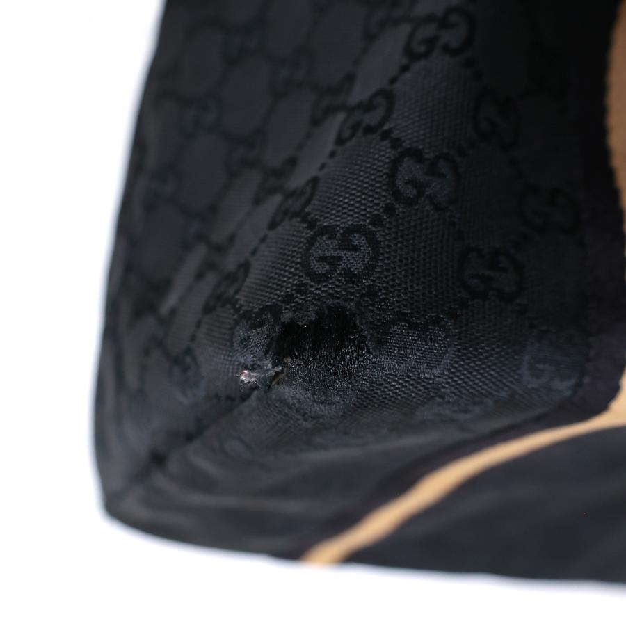 GUCCI（グッチ） GGキャンバス シェリーライン チャーム 黒