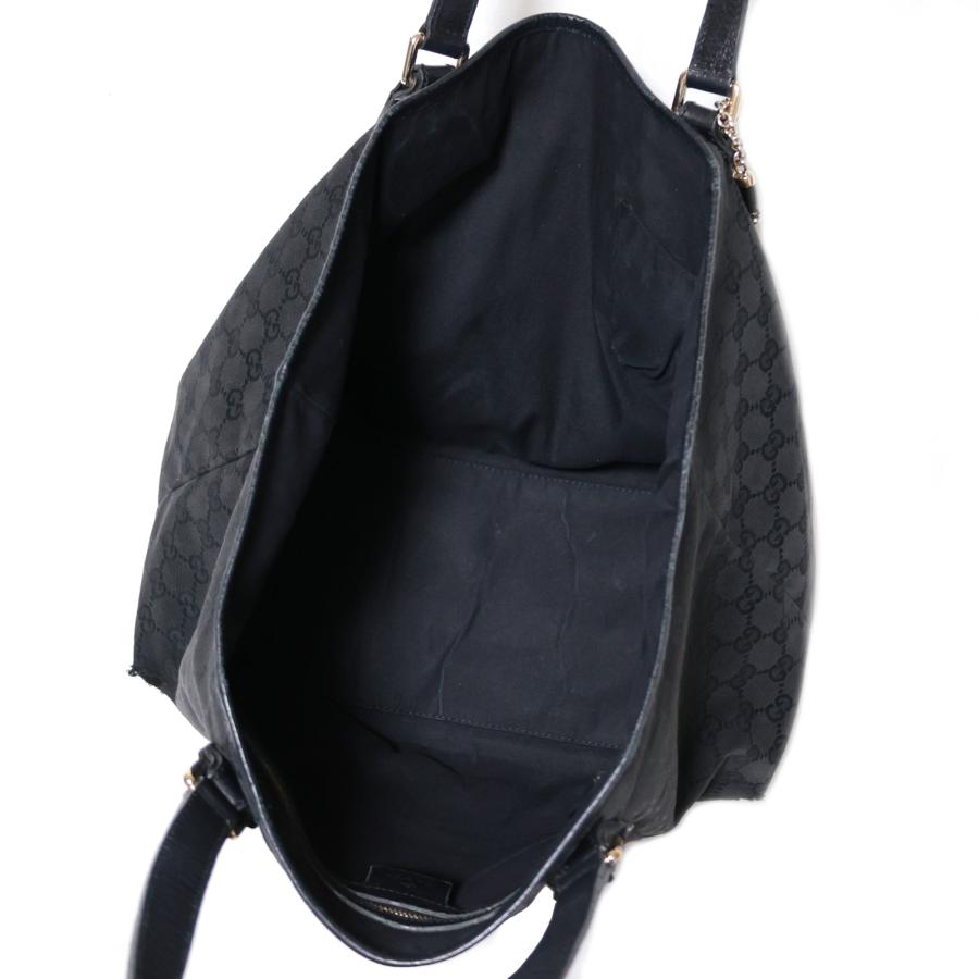 ✨極美品✨グッチ　トートバッグ　シェリーライン　チャーム　キャンバス　A4 GUCCI（グッチ） GGキャンバス シェリーライン チャーム 黒