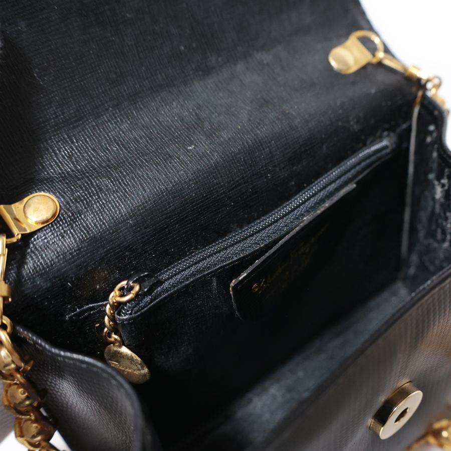 Salvatore Ferragamo サルヴァトーレ フェラガモ ヴァラ リボン