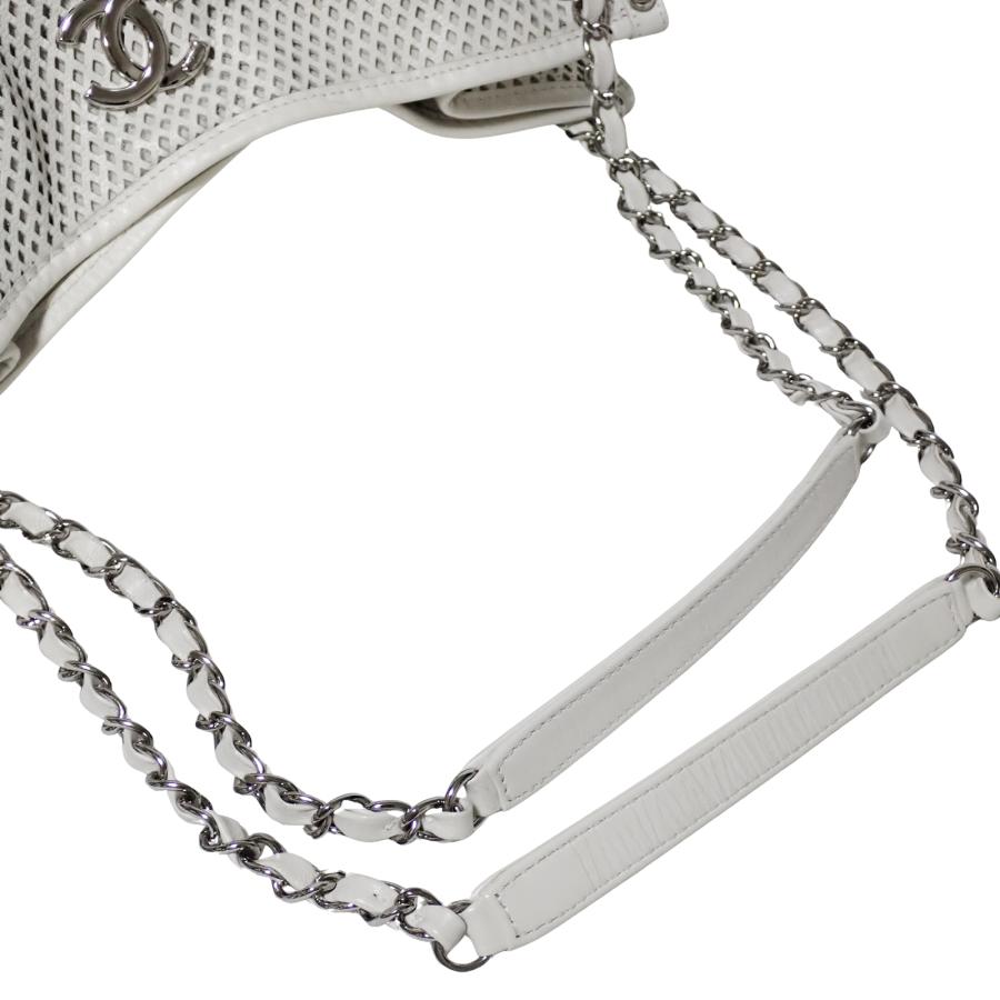 CHANEL（シャネル） ココマーク メッシュ パンチング チェーン