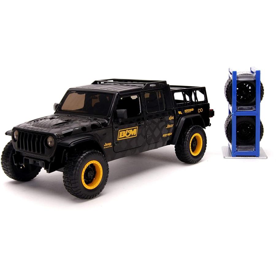 大切な人へのギフト探し Car Die-cast Rack with Gladiator Jeep 2020 1:24 Trucks Just Toys Jada 【ジェイダトイズ】 Black 輸入品 Adults and Kids for Toys B&M, ミニカー