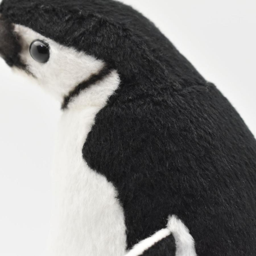 BH7082 ヒゲペンギン HANSA　ひげぺんぎん ぬいぐるみ リアル | HANSA（ぬいぐるみ） | 04