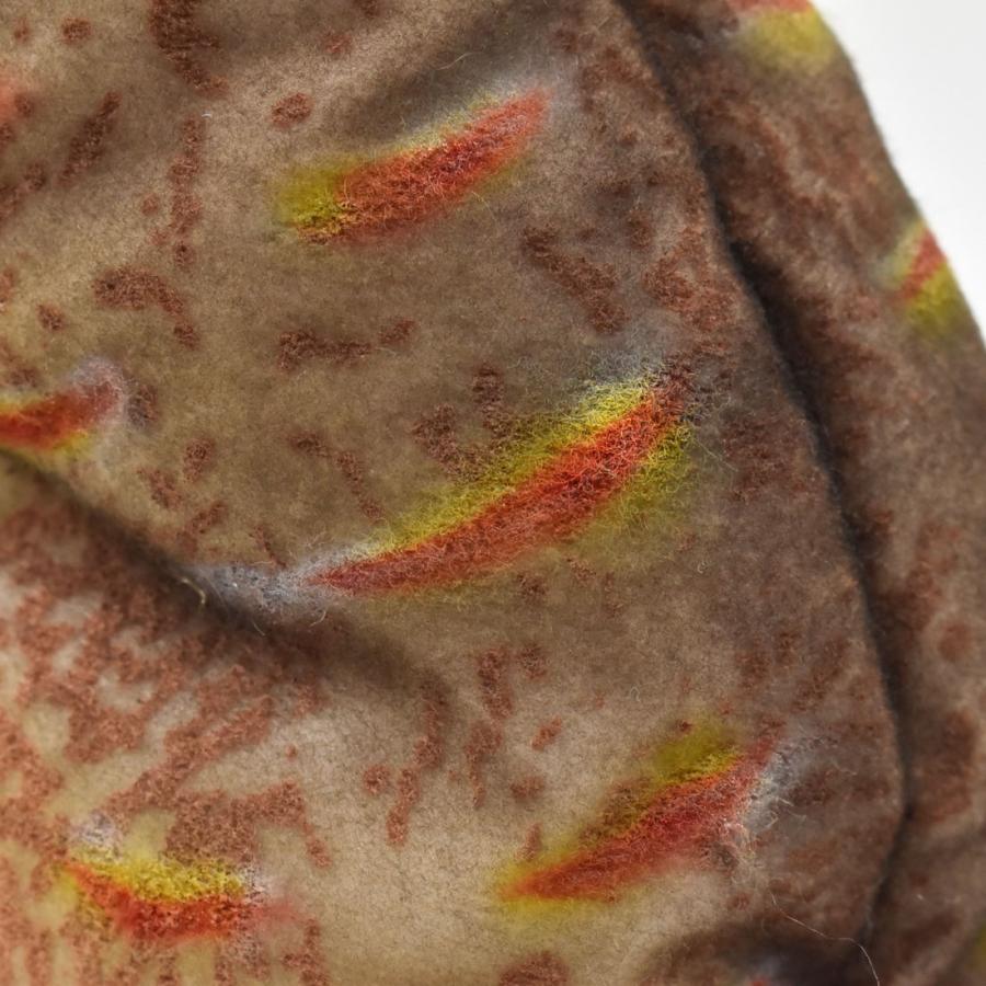 BH7764 トリケラトプス クリーム ハンドパペット HANSA　とりけらとぷす 角竜 恐竜 きょうりゅう リアル | HANSA（ぬいぐるみ） | 04