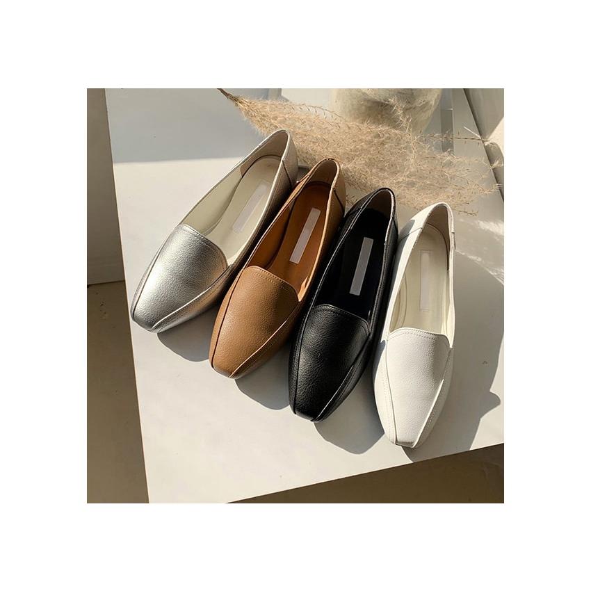 ローファー レディース フラットシューズ スクエアトゥ 牛革 黒 白