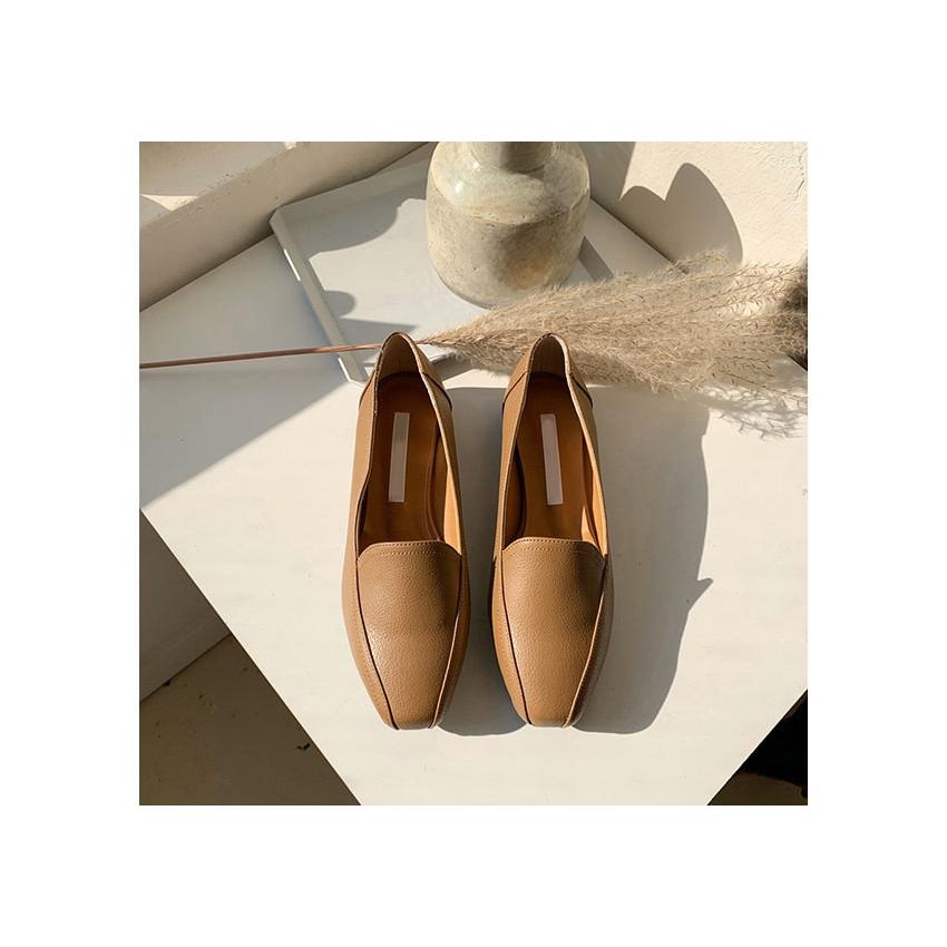 ローファー レディース フラットシューズ スクエアトゥ 牛革 黒 白