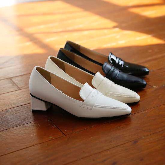 【お値下げ中です】ペリーコ　スクエアローファー　ホワイト ローファー スクエアトゥ レディース おじ靴 革靴 ローヒール 太