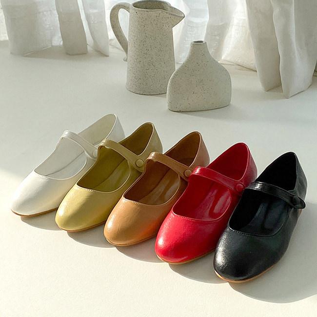 最高の品質 ホワイト イエロー ブラウン レッド ブラック 白 黄色 茶色 赤 黒 レディース フラット フロントストラップ パンプス カンフーシューズ 韓国 婦人靴 靴 パンプス