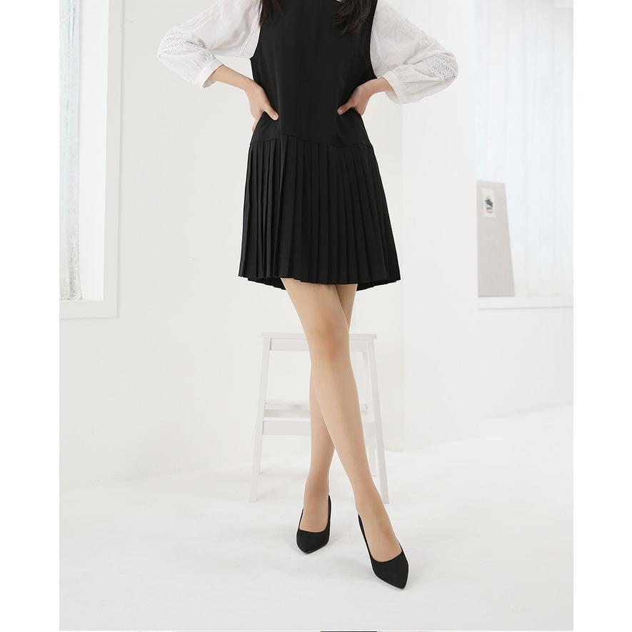 [新品]FENDIベージュ ポインテッドトゥ ハイヒール 新品]FENDIベージュ ポインテッドトゥ ハイヒール