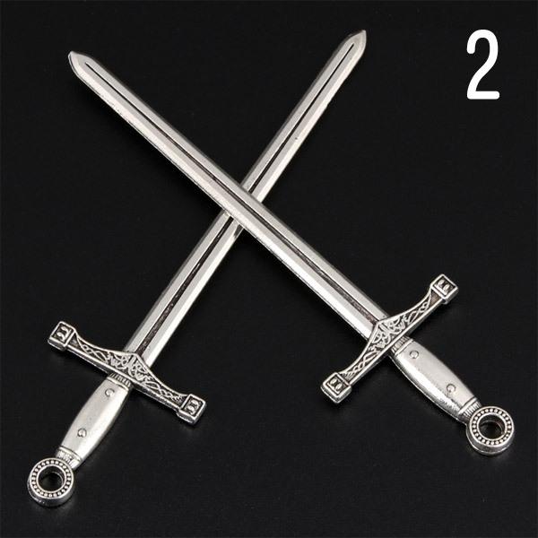 3種類のシルバーソード☆かわいいアンティークチャーム ロング ナイト