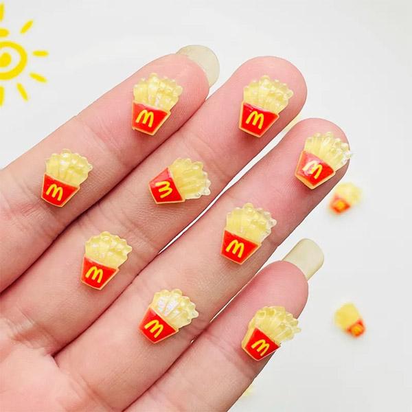 ネイルサイズの小さいフライドポテト 5個セット☆スイーツデコパーツ