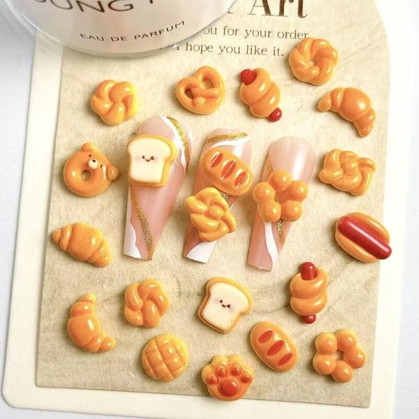 14種類のネイルサイズ パン 5個セット★スイーツデコパーツ クロワッサン ブレッド |  | 01