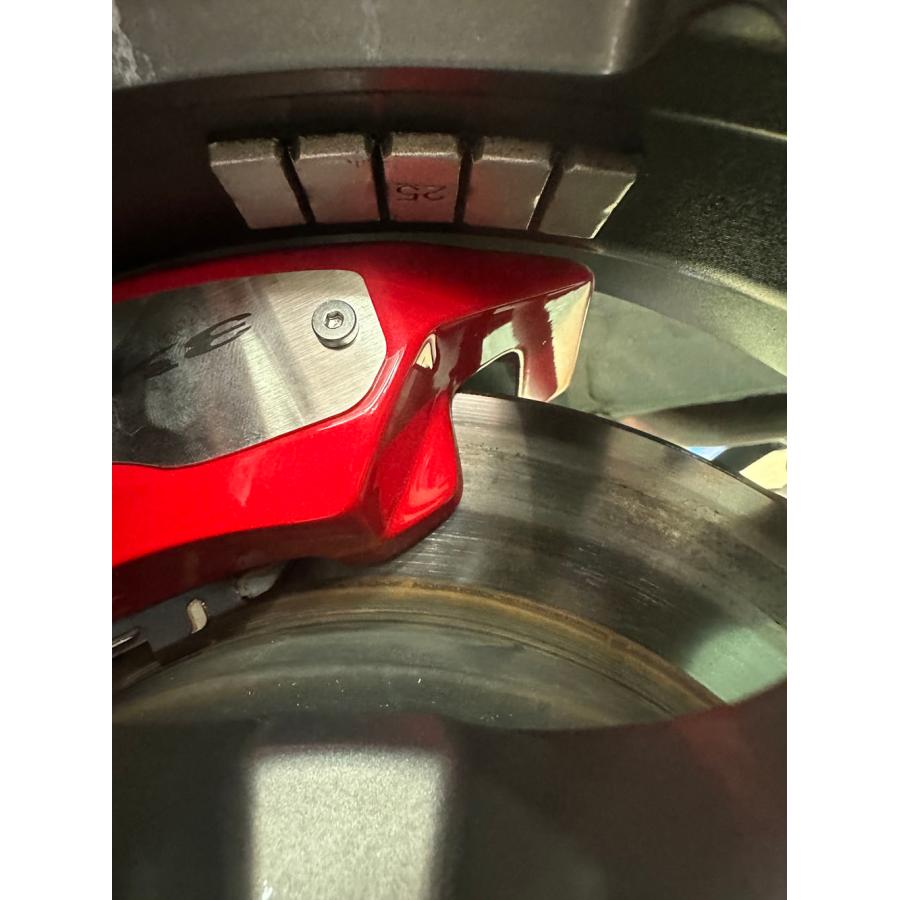 ジムニー専用 キャリパーカバー 【D-brake】 専用設計 (本体色を選べる