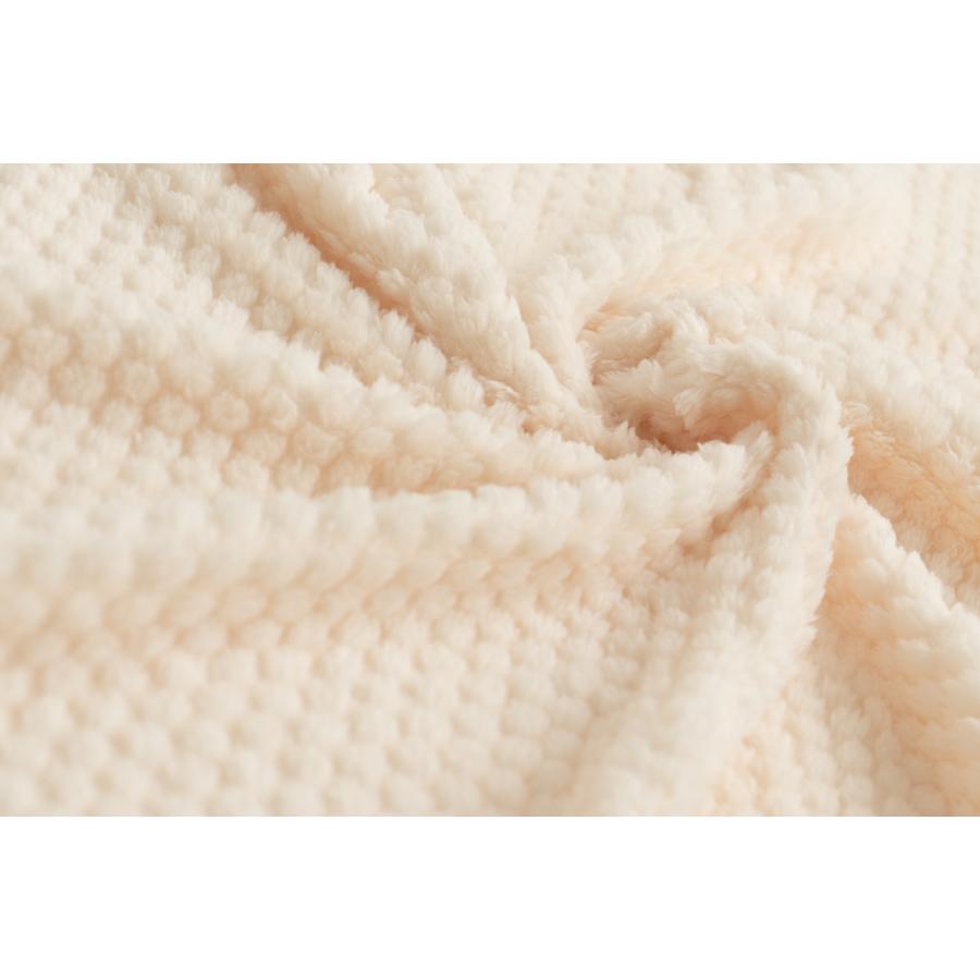 デコレクションズ カット済生地・布≪パイナップルボア生地ぽこぽこ