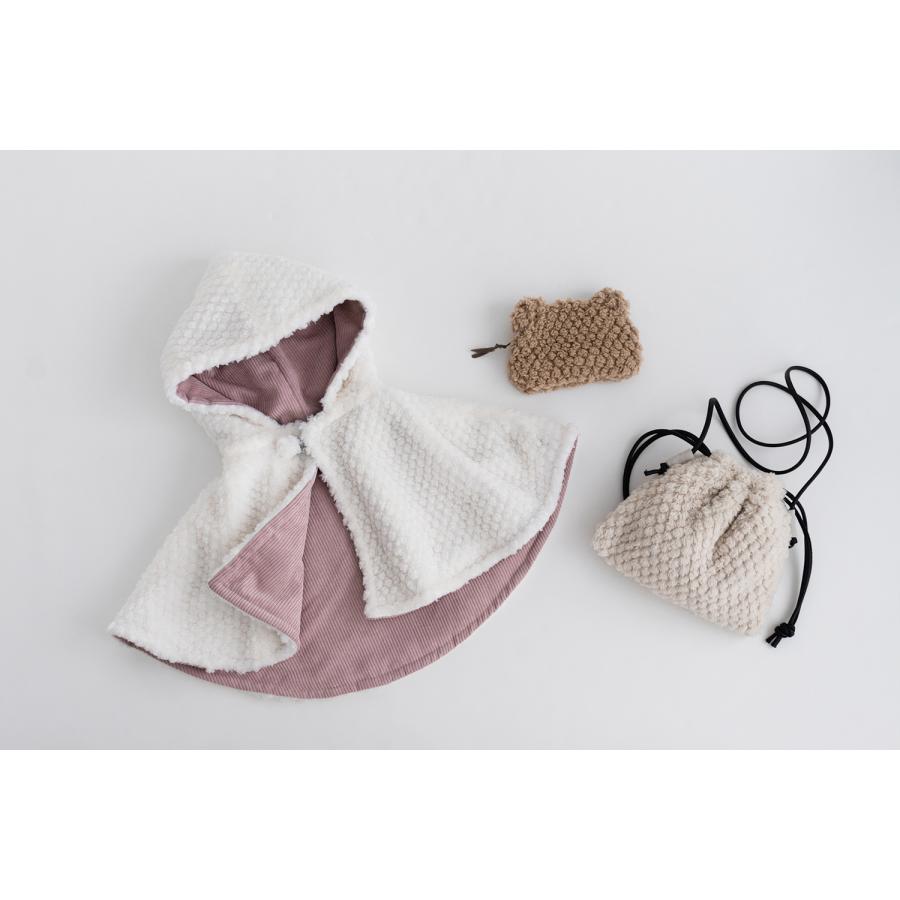 デコレクションズ カット済生地・布 ≪ パイナップルボア生地