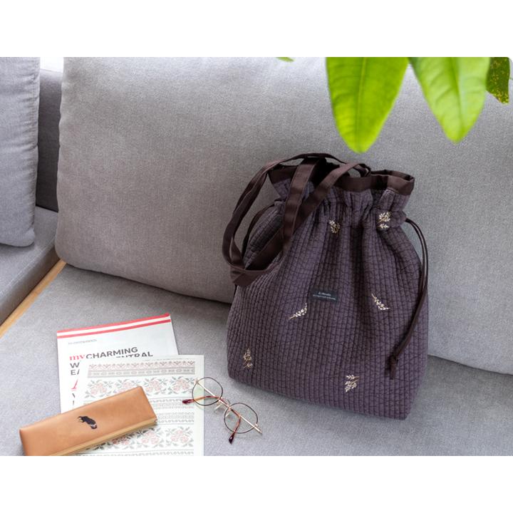 手作りキット≪komihinataさま監修刺繍入りヌビ生地で作る巾着バッグキット≫【1点のみメール便対応】 | デコレクションズ | 22