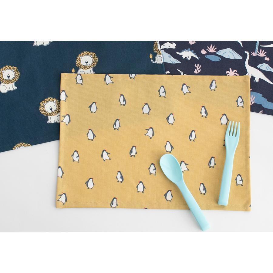 デコレクションズ 生地・布・入園入学≪Penguin-yellow≫オックス/幅