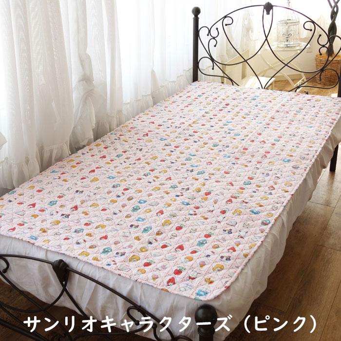 サンリオキャラクターズ 敷きパッド ダブル ハローキティsanrio サンリオキャラクターズ 敷きパッド ダブル ハローキティsanrio