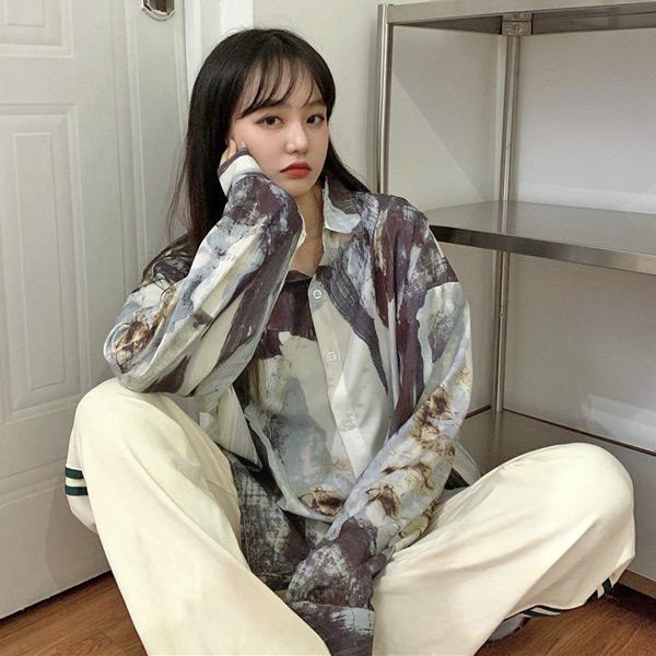 【極美品！2023年モデル】グレースクラス スカーフ柄 ビッグシルエット シャツ unrelaxing シャツ ビッグシルエット総柄シャツ メンズ