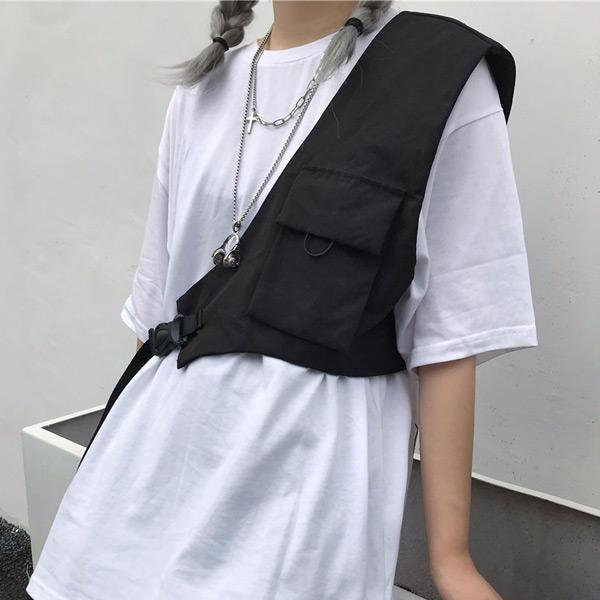 ワンショルダーベスト フラップポケット付き ブラック ダンス 衣装 ヒップホップ コスチューム 韓国ファッション 個性的 服 原宿系 | 