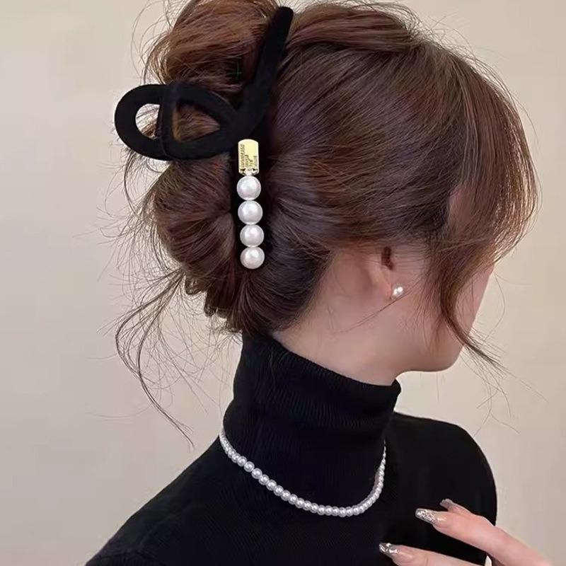 Complex Biz ブラックパールヘアクリップ プレイシェルパール バンス