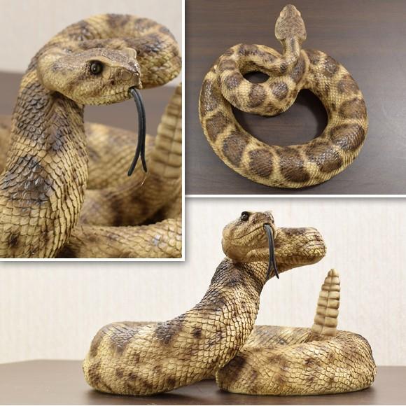 Rattlesnake 舌を出すリアルなガラガラヘビの置物 動物 へびのオブジェ 飾り物 Sre0245 509 Decor Plus Yahoo 店 通販 Yahoo ショッピング