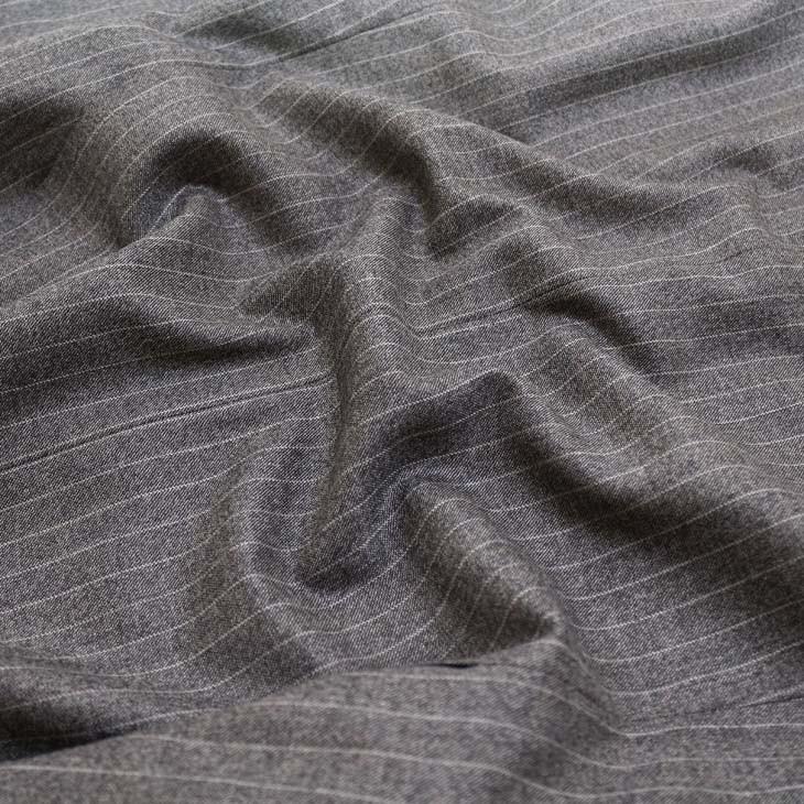 スーツ メンズ 秋冬 新品 FICCE フィッチェ やや淡灰グレー杢 ぼんやり茶 12mmストライプ 3つボタン段返り ベスト付き 3ピーススーツ (A/AB体) スリム | FICCE | 18