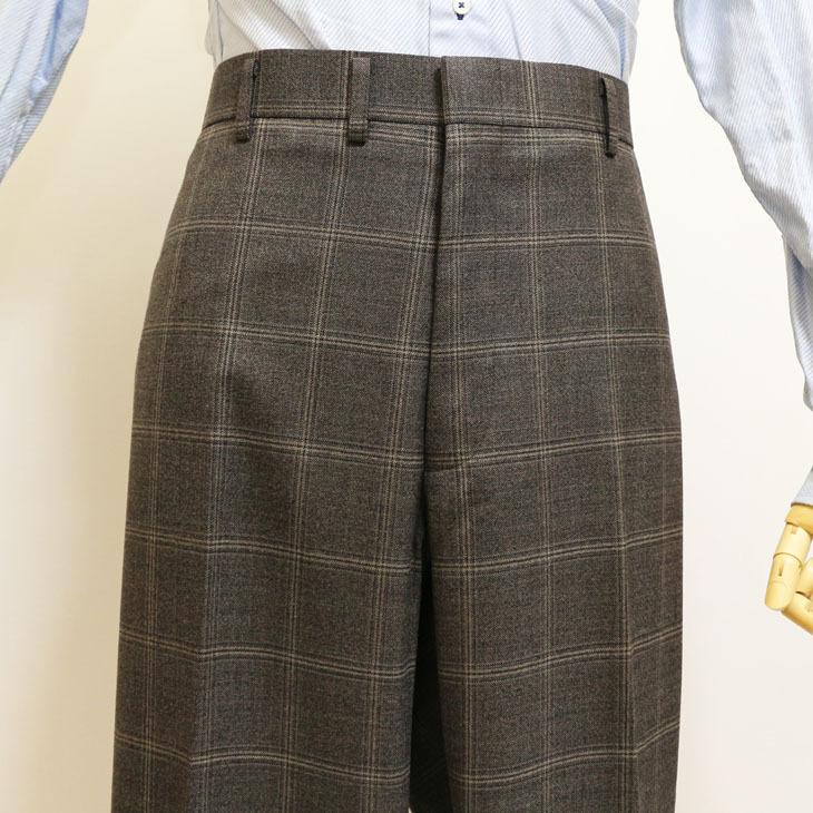 大きいサイズ メンズ スーツ 新品 秋冬 グレー ベージュ杢 チェック柄 ３つボタン段返り ベスト パンツ２本付き 4ピース ビジネス スーツ |  | 10