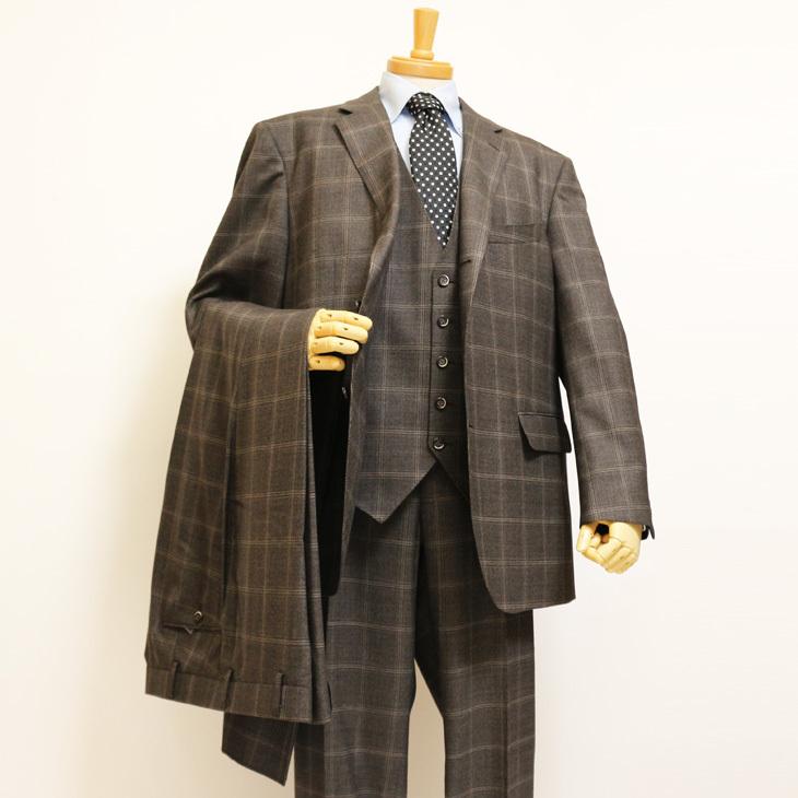 大きいサイズ メンズ スーツ 新品 秋冬 グレー ベージュ杢 チェック柄 ３つボタン段返り ベスト パンツ２本付き 4ピース ビジネス スーツ |  | 02