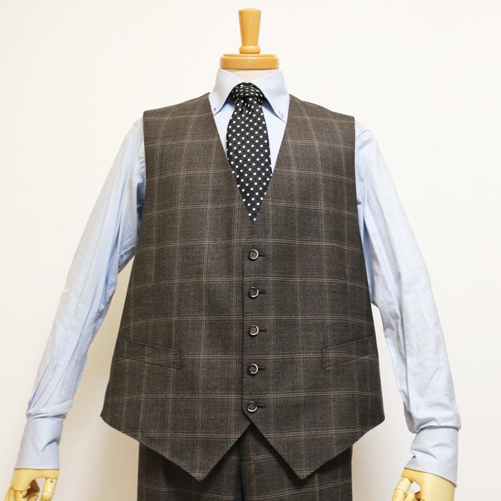 大きいサイズ メンズ スーツ 新品 秋冬 グレー ベージュ杢 チェック柄 ３つボタン段返り ベスト パンツ２本付き 4ピース ビジネス スーツ |  | 04